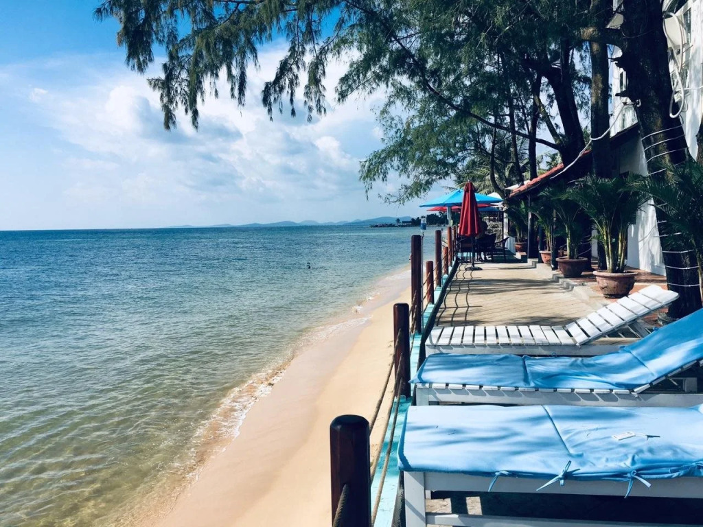 Paris Beach Resort