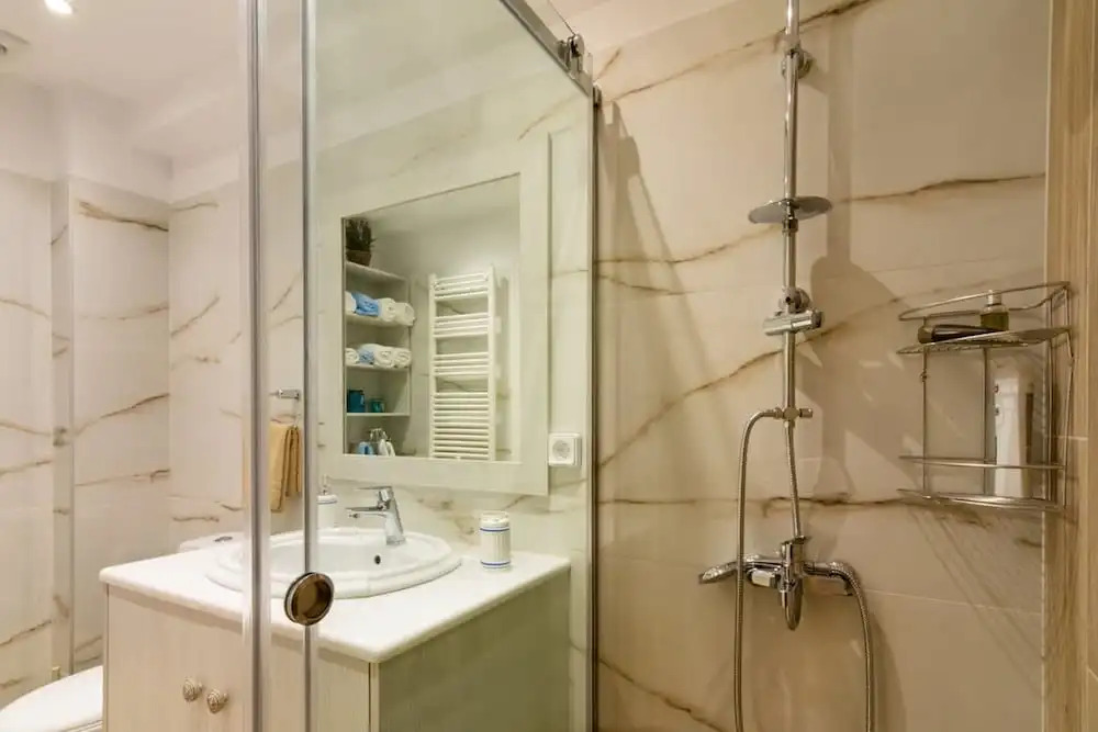 Seaside Escape With Balcony in Paleo Faliro