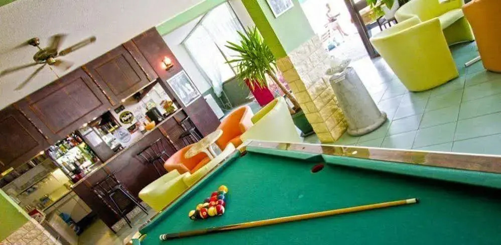 Le California Motel