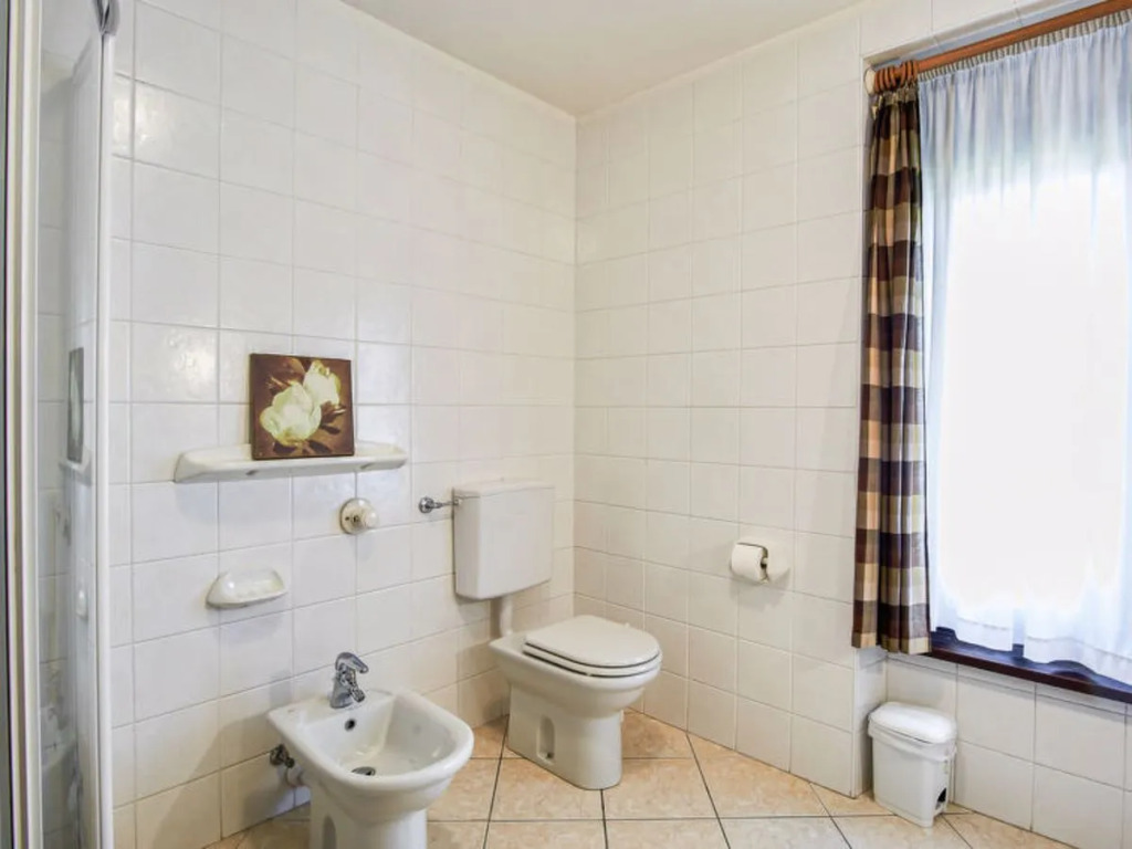 Apartment Serena - LMZ180 by Interhome