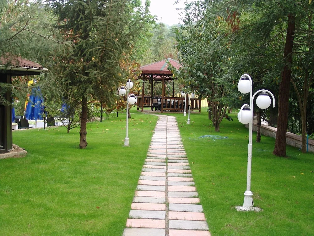 Yalcin Hotel Resort