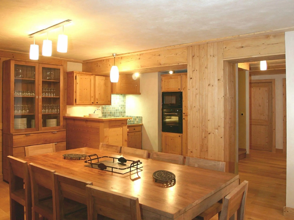 Luxury apartment with balcony in beautiful Les Deux Alpes