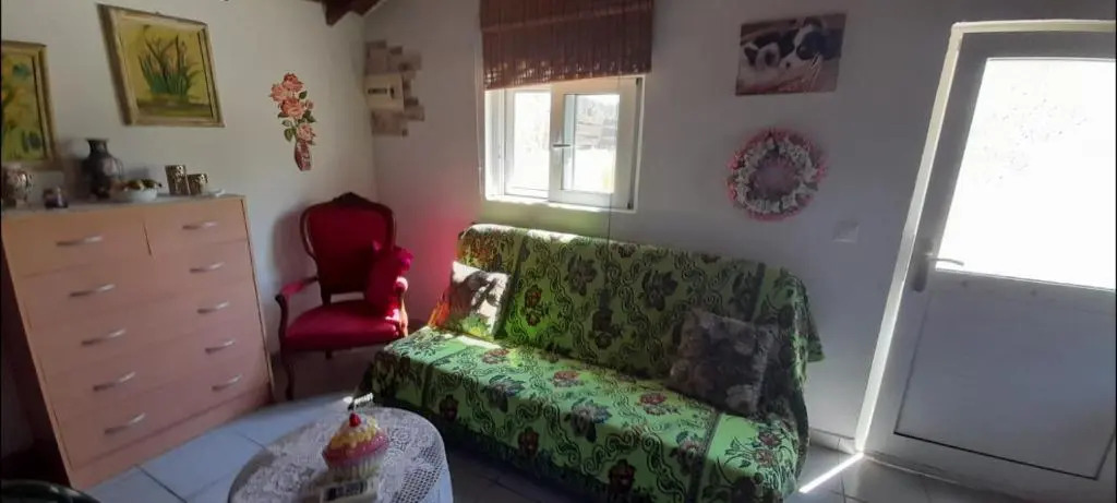 Rianna Studio