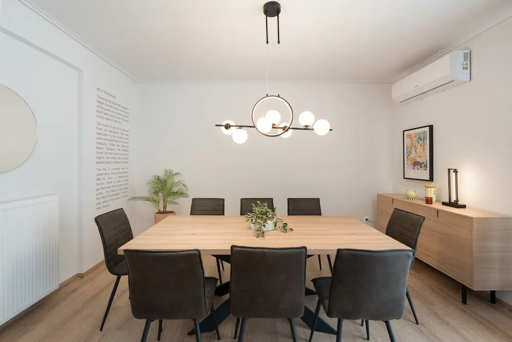 Seven Hills, Boutique Apartments