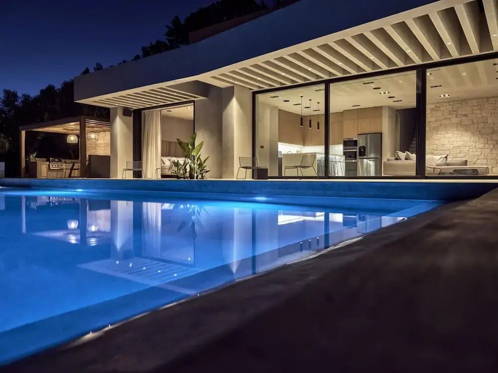 Alpha Villa - Alpha Villa