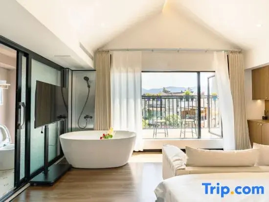 Shufei Homestay (Kunming Dianchi Lake Viewing Pier Yinghai Road Subway Station)