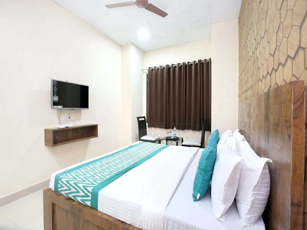 OYO 11934 Hotel De Agya Paradise