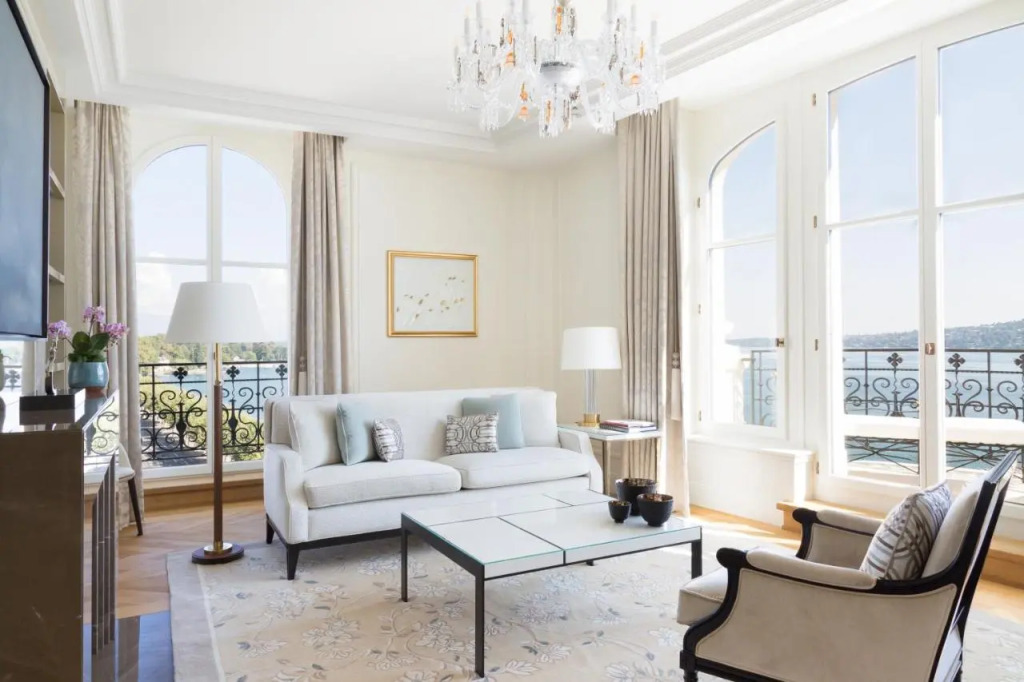 The Woodward - Auberge Collection