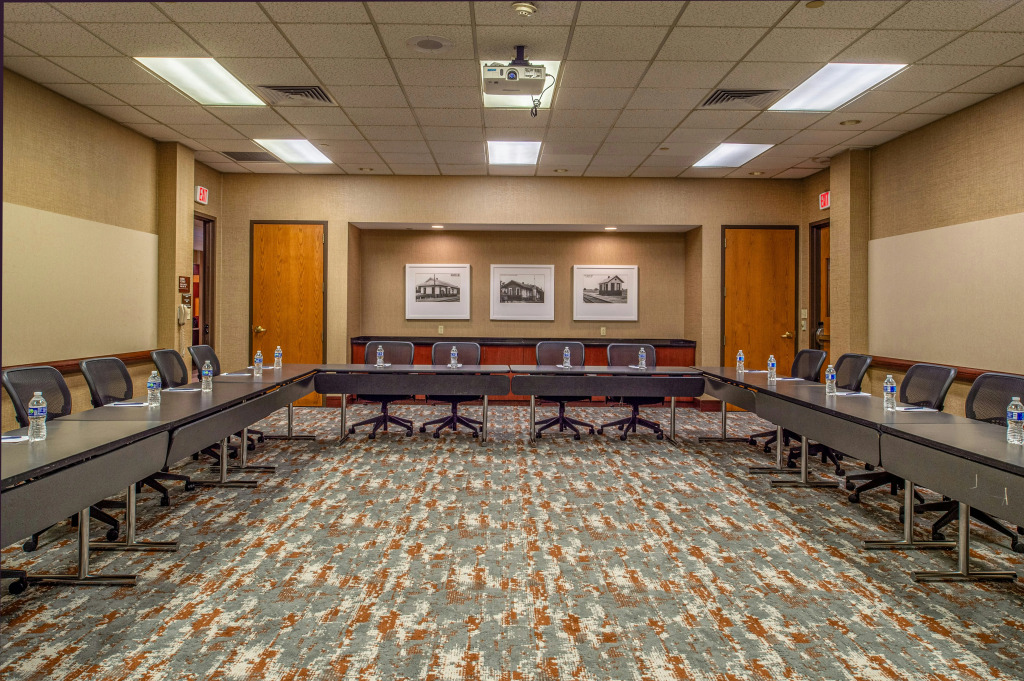 DoubleTree by Hilton Hotel St. Louis - Chesterfield