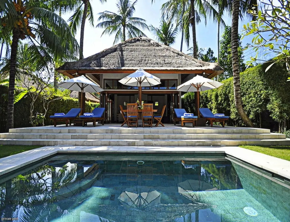 Two Bedrooms Villa With Private Pool, Large Landscape Garden and Kitchen