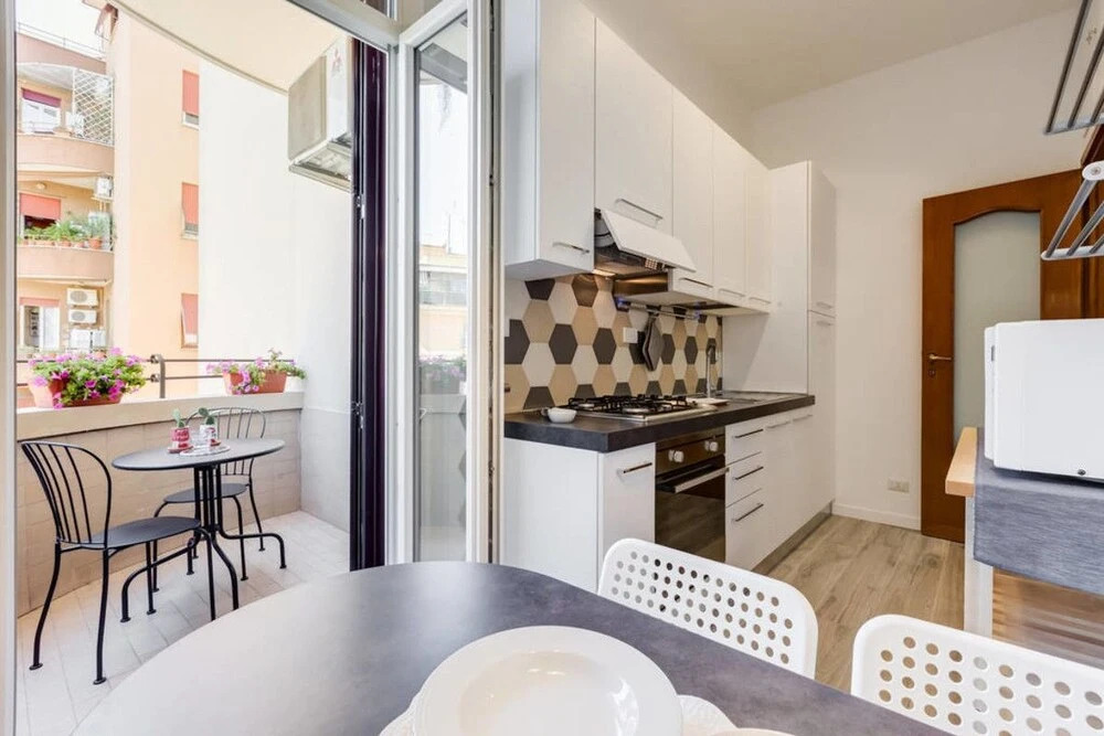 Lovely Renovated 2 bed Flat Close to the Vatican