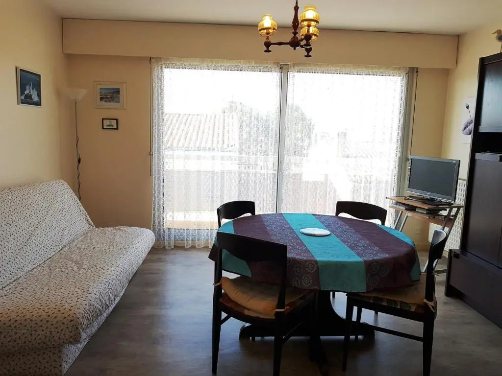 Appartement Les Sables-d'Olonne, 2 pièces, 4 personnes - FR-1-427-78