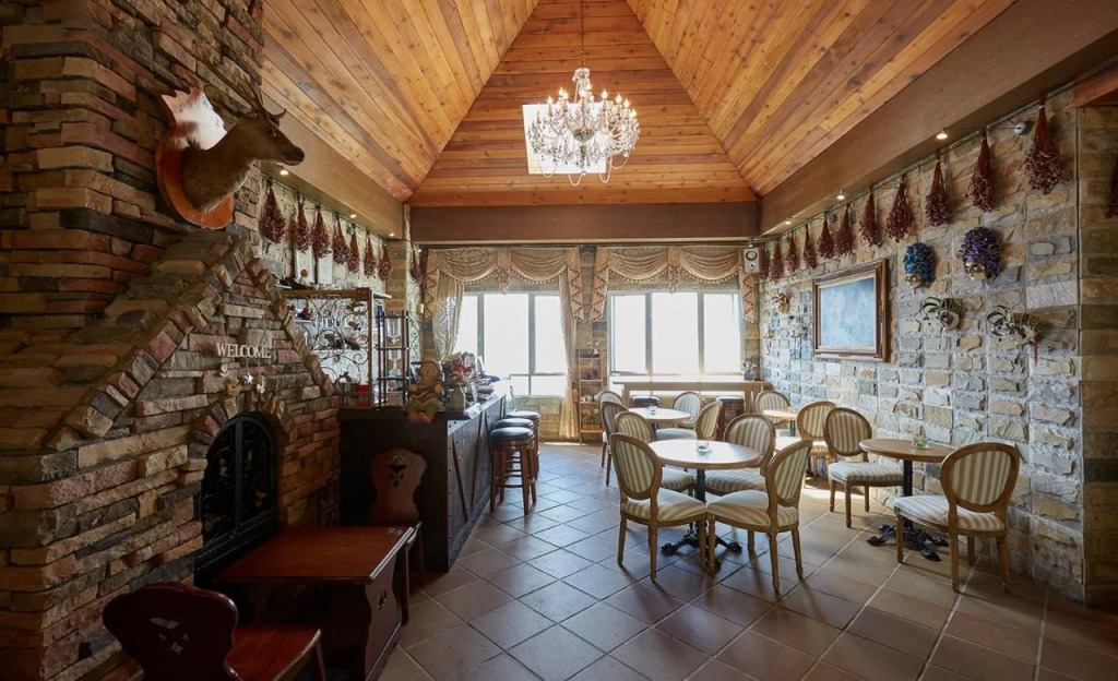 Florence Resort Villa - Italianate Villa
