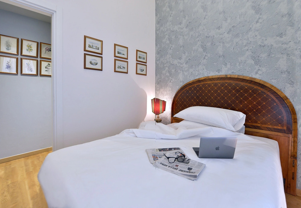 Al Cappello Rosso Suite Apartments