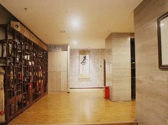 Huasheng International Hotel