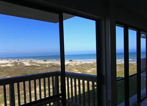 Island House Condominiums