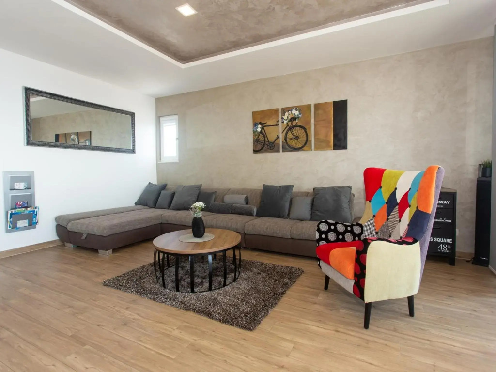 Apartments Aqua