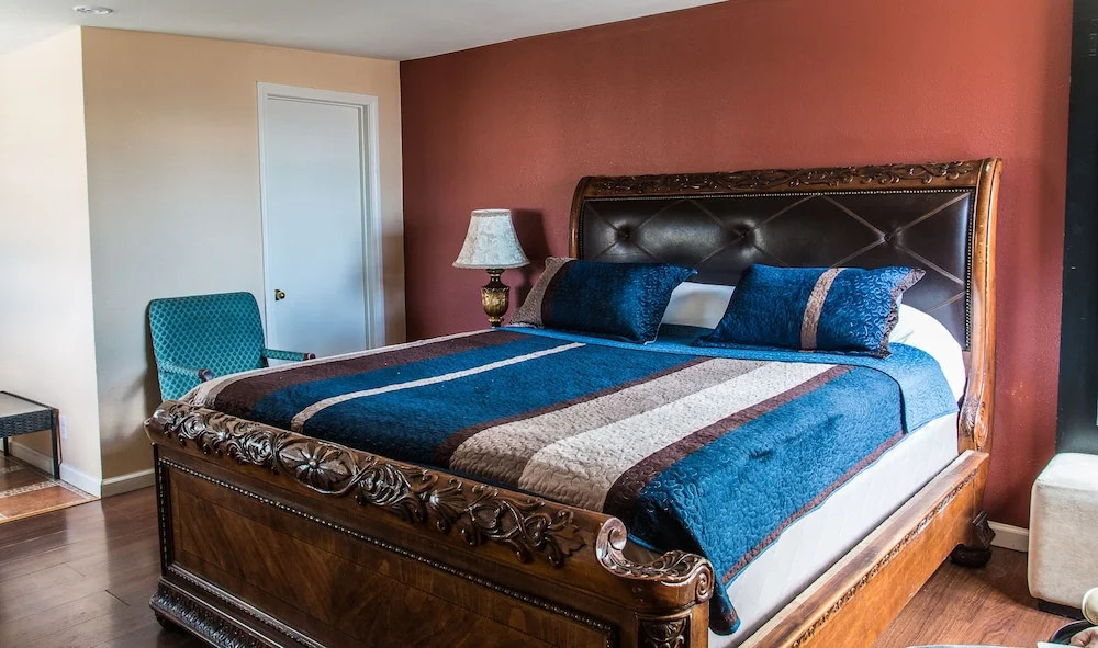 Sahara Mineral Hot Springs Spa & Resort
