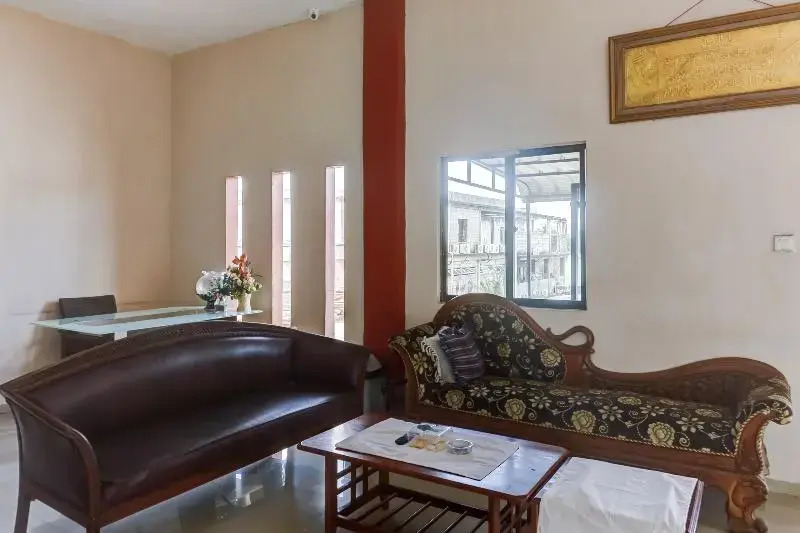 Oyo 91298 Rumah Cantik Homestay