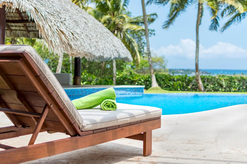 Fantastic villa at Casa de Campo - with ocean/river views, 2 golf carts, chef, maid & butler