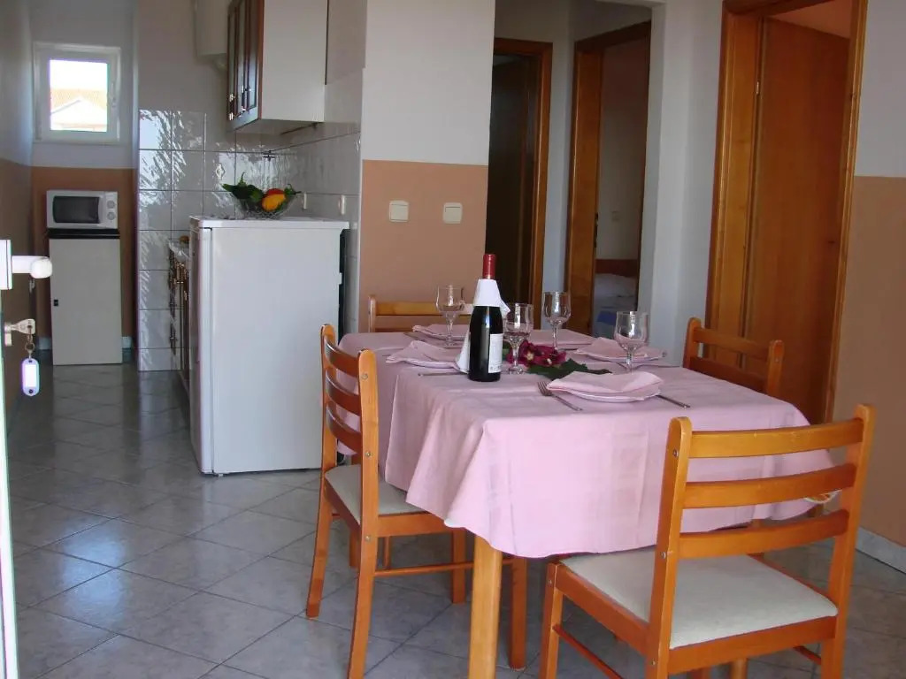 Rasin Apartments