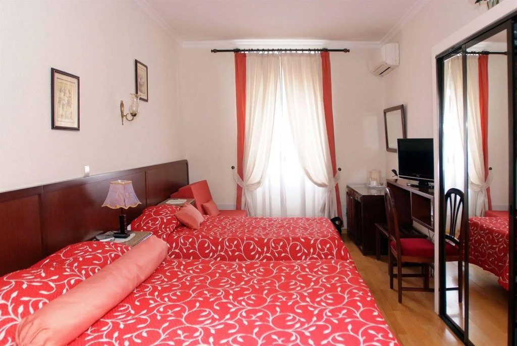 Hotel Mira DAire