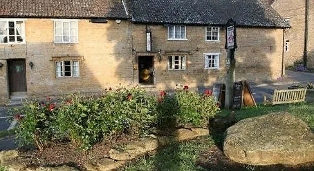 The Manor Arms