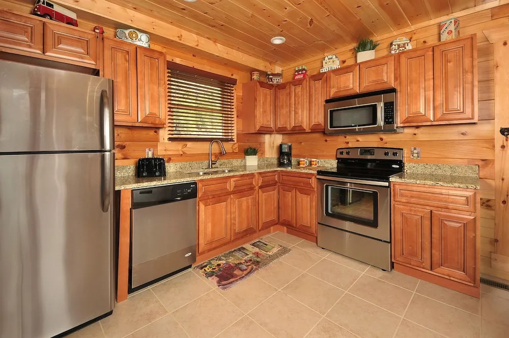 Kings Mountain Lodge - 4 Br Cabin