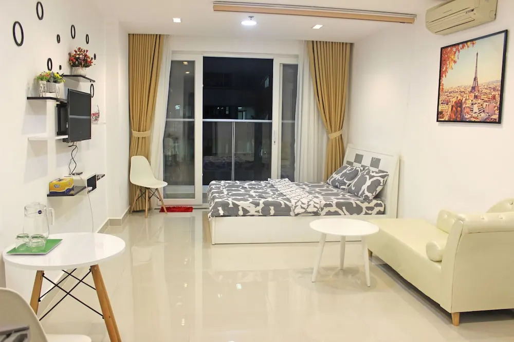 Sky Center Gem Tan Binh District