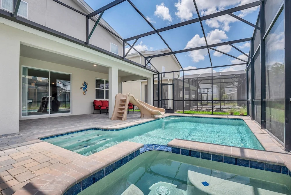 Disney Decorated Home 8min to Disneyworld Pool Spa Sleeps 22 Stl104
