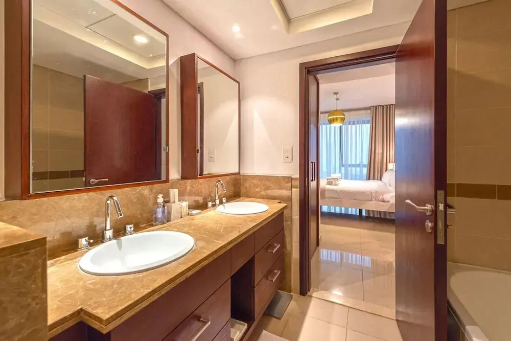 Spectacular 2BR With Burj Khalifa Fountain View