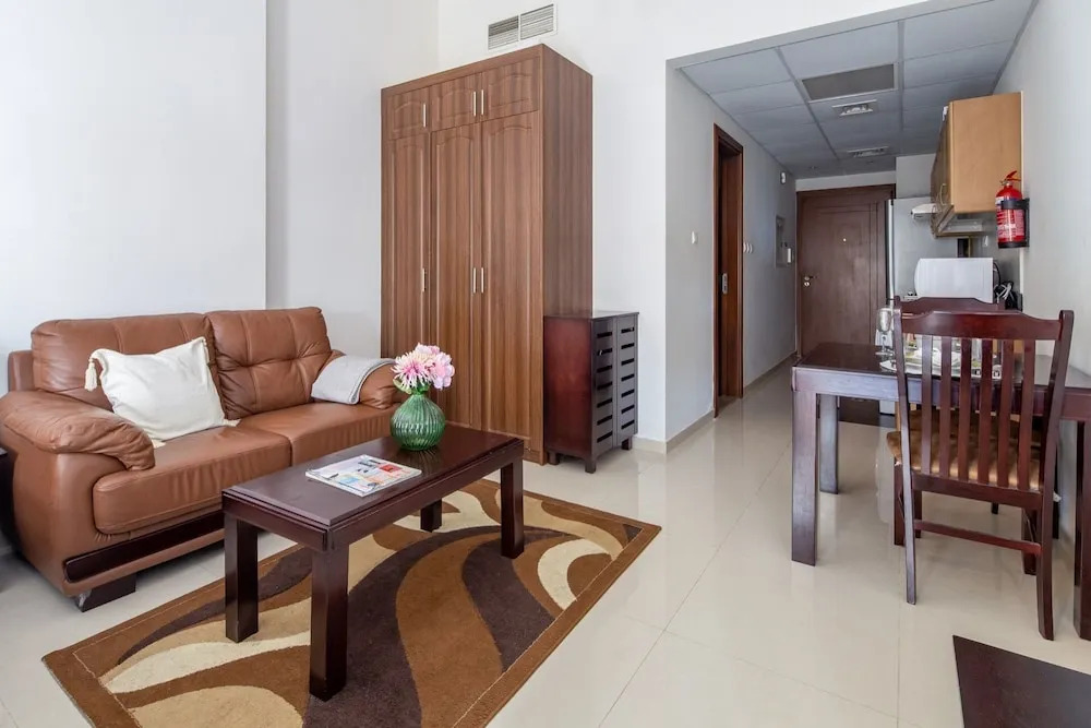 Premier Studio in Sports City w/ Golf Course View!