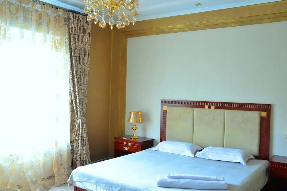 Отель «Готель Apartments»