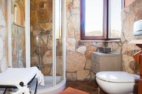 Alzina Villa 5 bedrooms with pool in Sa Coma Bunyola at the foot of the Sierra de Tramuntana but close to Palma