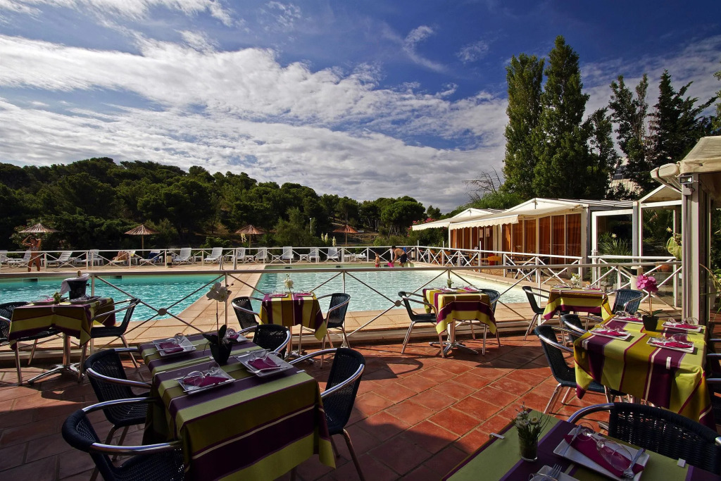 Hotel Le Phoebus Garden & Spa