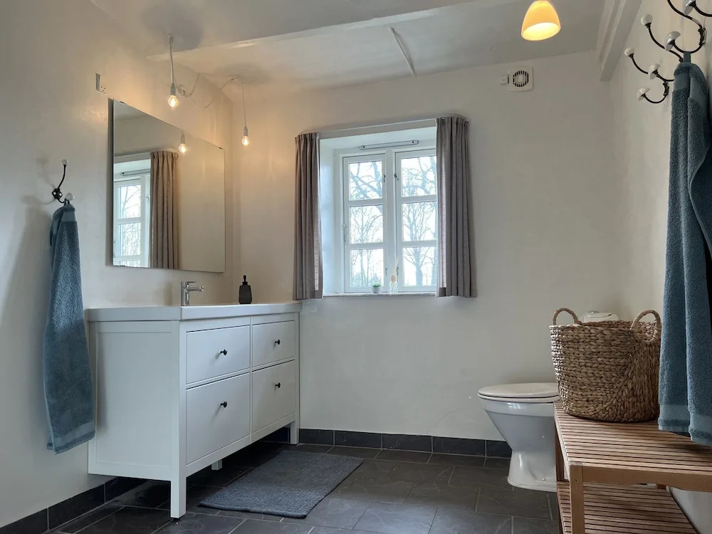 Lake View Apartment