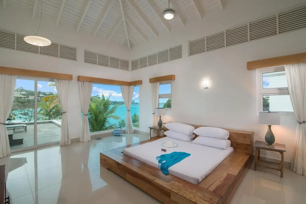 Crown Villas 4 bdrm