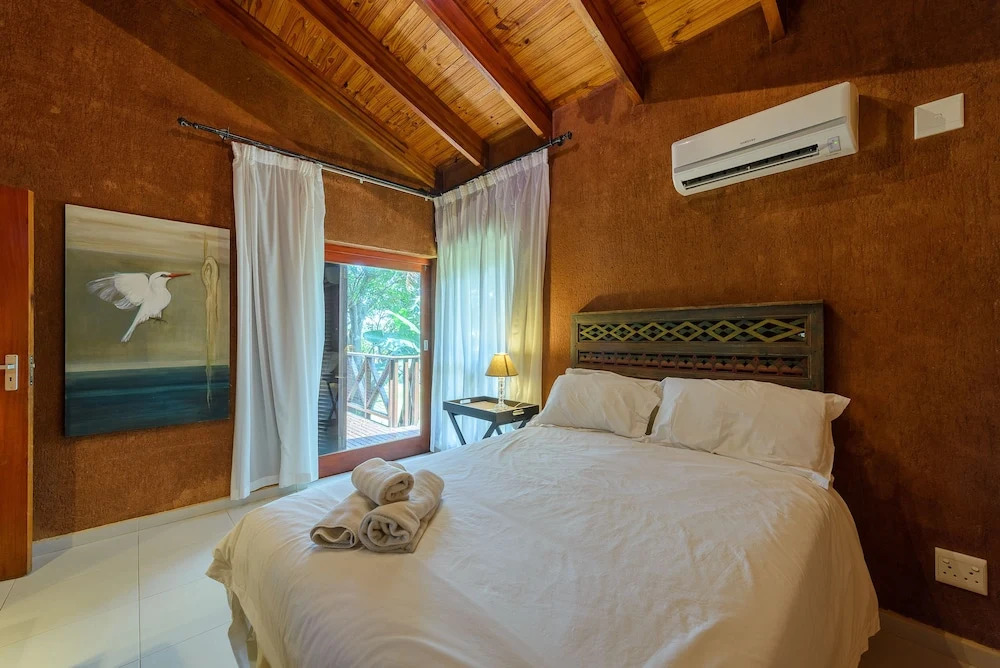 San Lameer Villa Rentals 14107