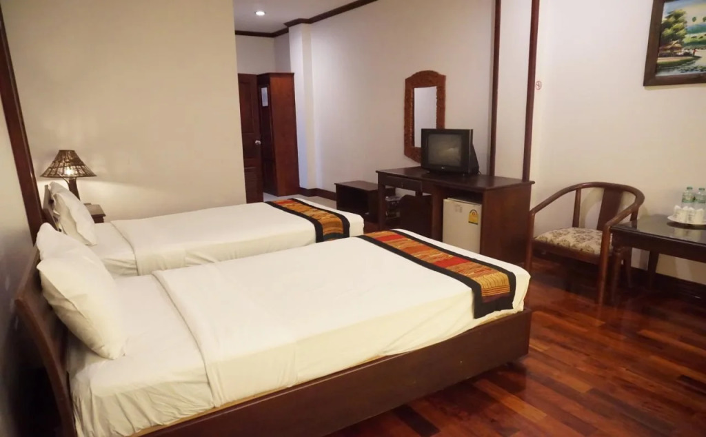 Sengtawan Riverside Hotel