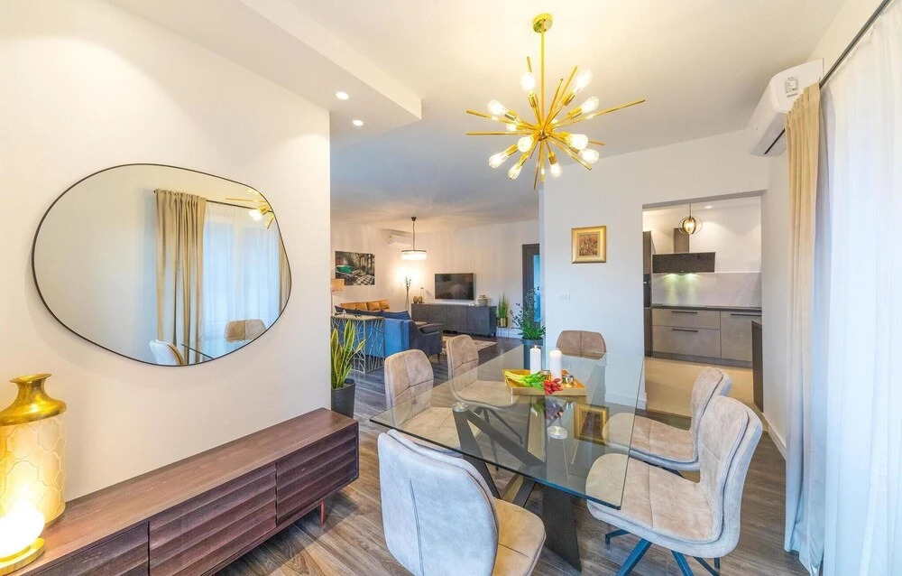 Awesome Home In Sibenik
