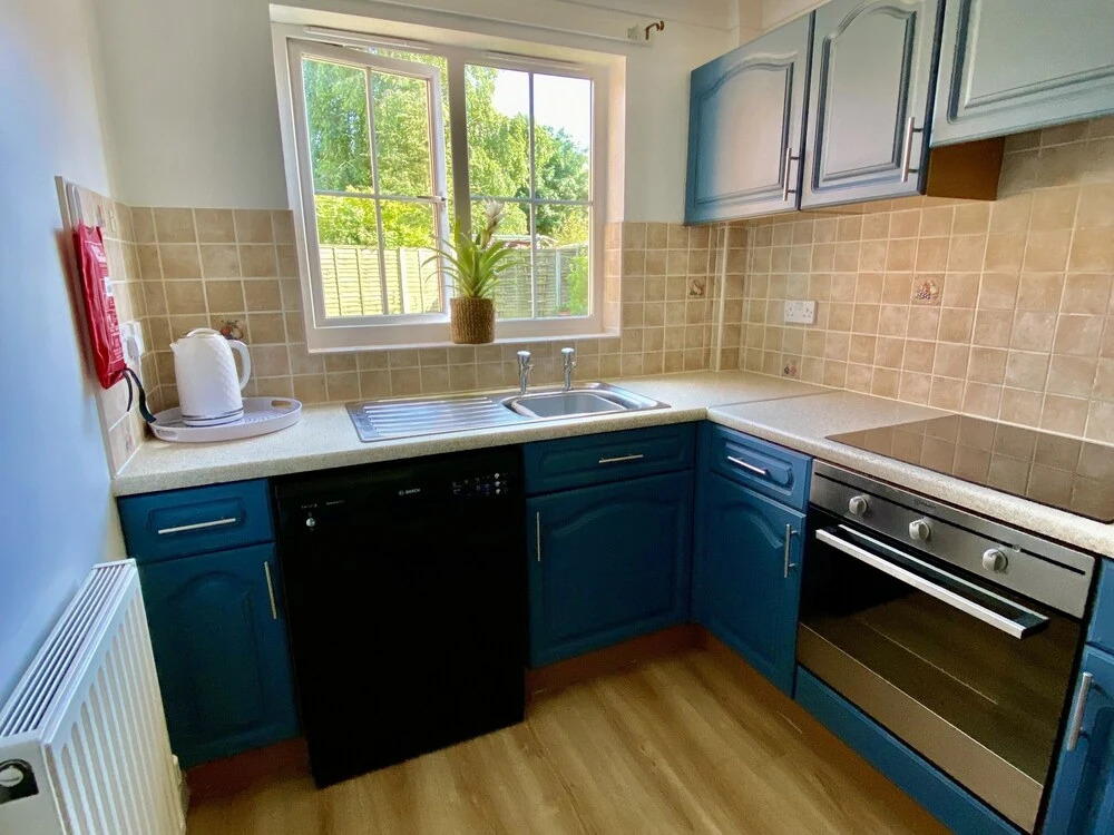 Entire 3-bed House - Child & Pet Friendly