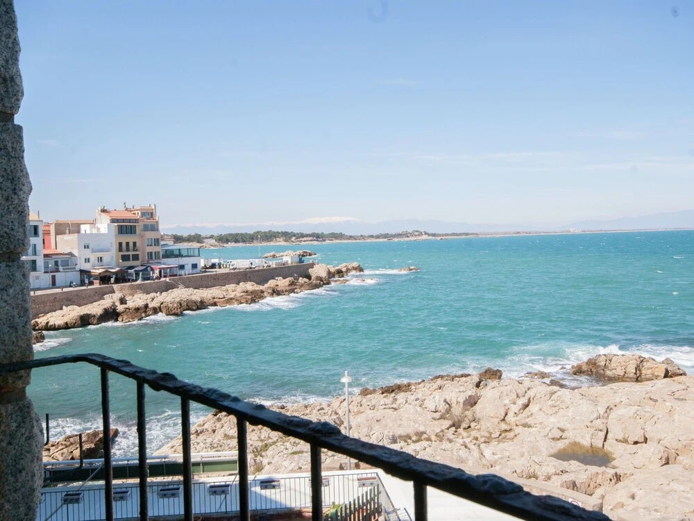 Luxury Apartment in L'escala Catalonia near Beach