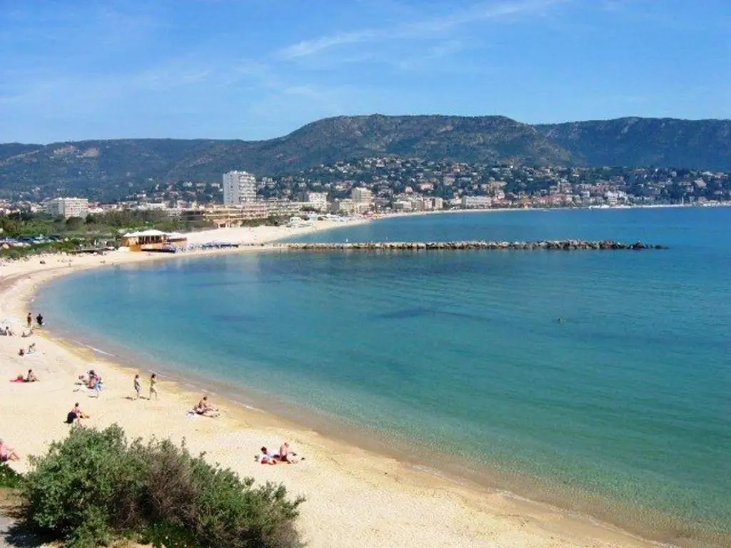 Appartement Le Lavandou, 1 pièce, 4 personnes - FR-1-251-367