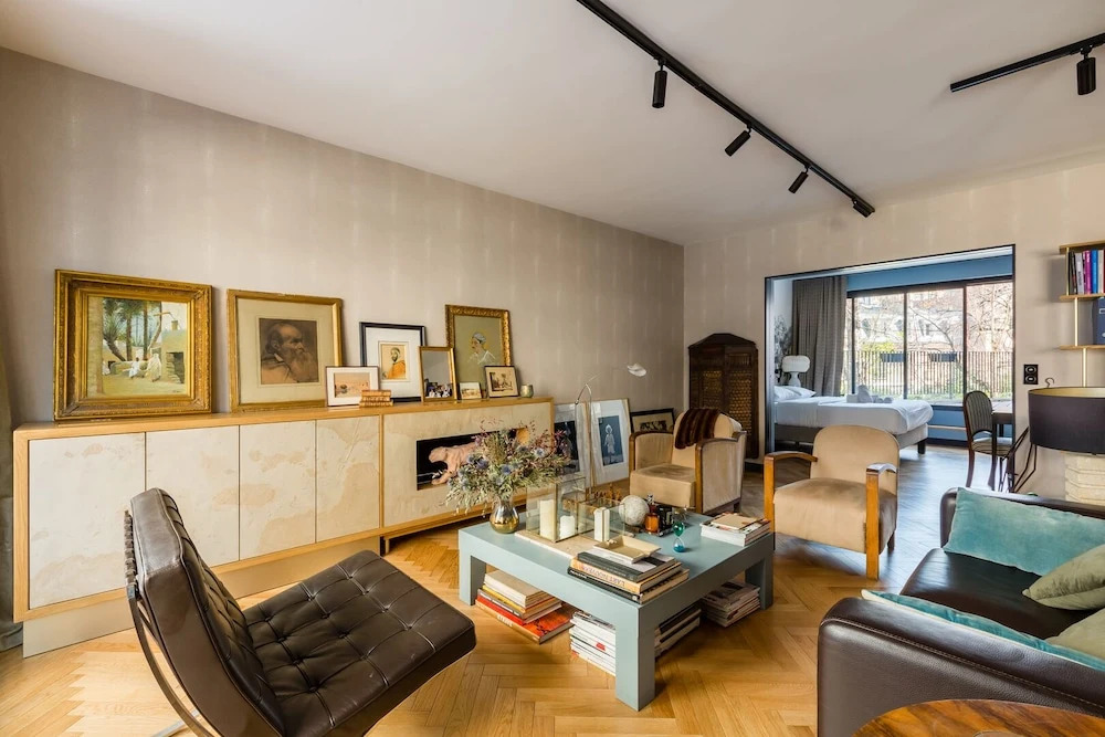 Bois de Boulogne Retreat