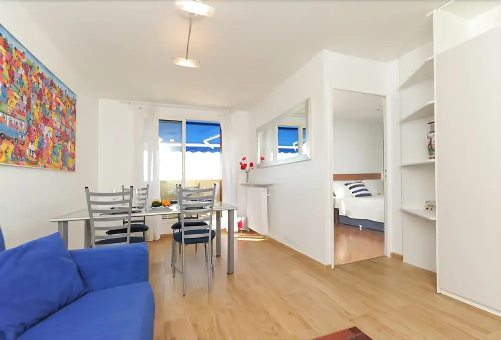 Blue Lagon Five Stars Holiday House