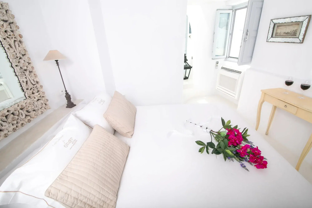 Onar Villas Oia - Onar Hotels Collection