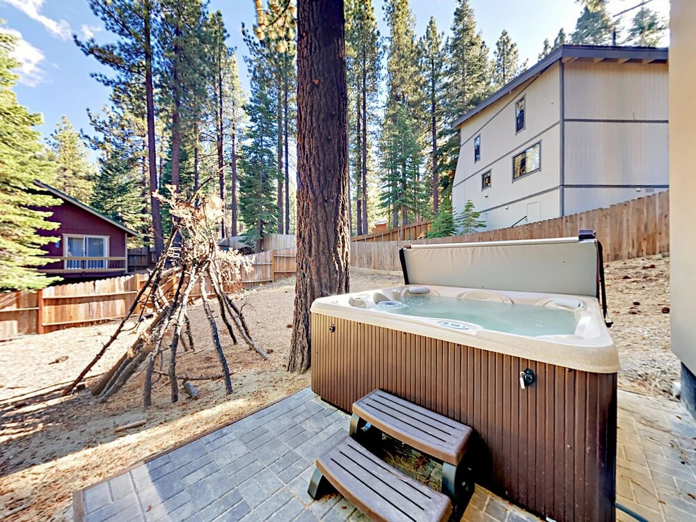 1183 Prospector Trl Home