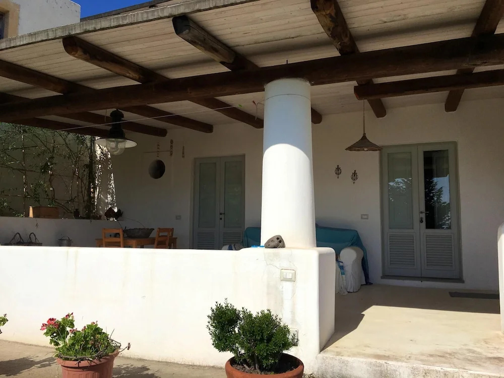 House With one Bedroom in Santa Marina Salina, With Wonderful sea View, Furnished Garden and Wifi Near the Beach