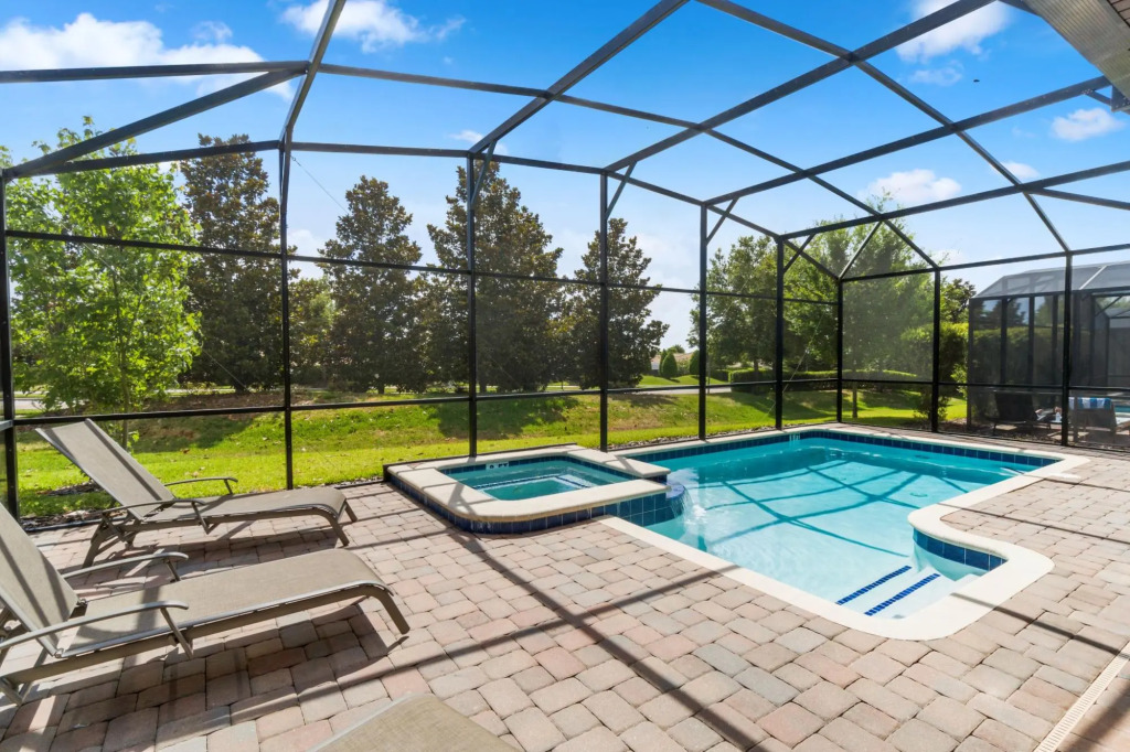 Champions Gate Castle * 9BR * Pool/Spa * Near Clubhouse