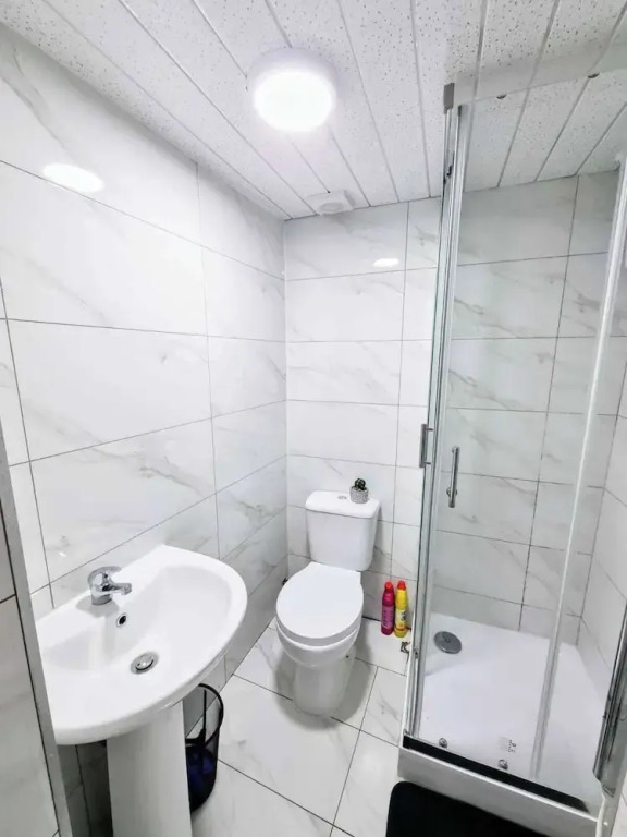 Cozy Sleep 5 Hudds Base -work/travel, Free Parking